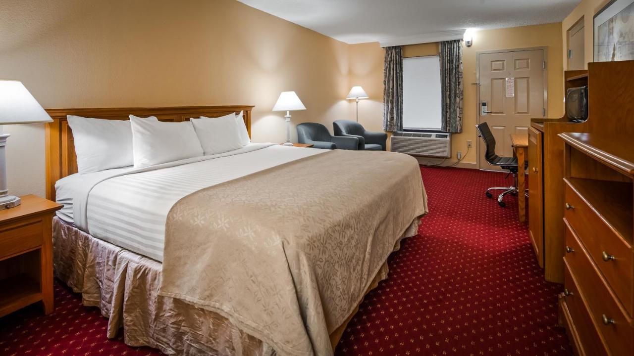 Bryson Inn Mount Airy Exterior foto