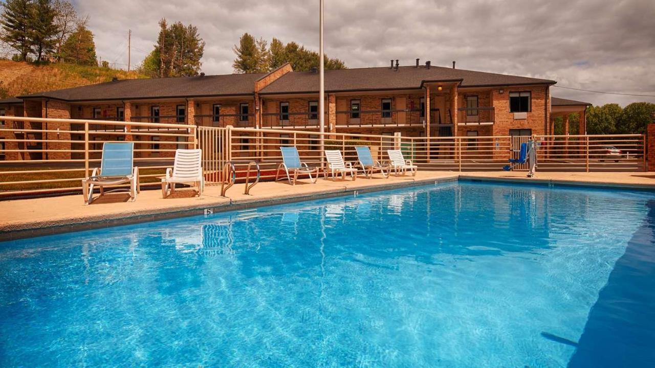 Bryson Inn Mount Airy Exterior foto